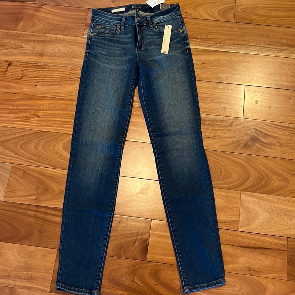 Kut From The Kloth Diana Skinny Jean, Size 0, With Tags On, Never Worn